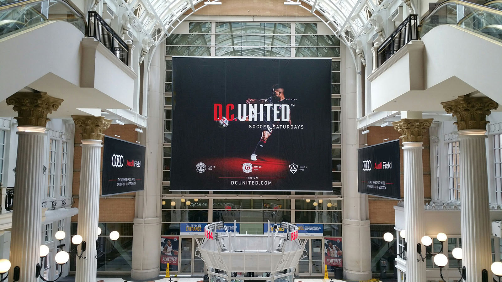 SkyBanner motorized overhead banner hoist system for retail, shopping malls, large multi-level facilities, colleges & universities in Cleveland, OH, Boston, MA, New York, NY, Los Angelas, CA, Dallas TX, Orlando, FL, Chicago, IL